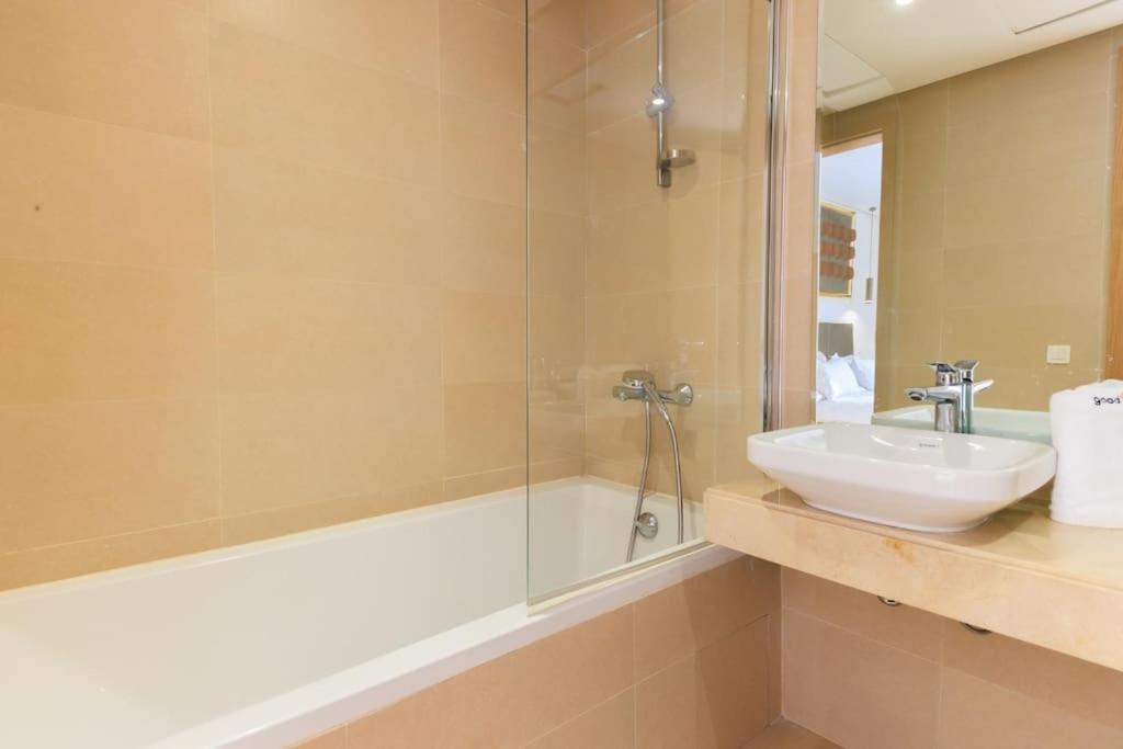 Spacious Waterfront 3br Flat In Marina Sale Rabat
