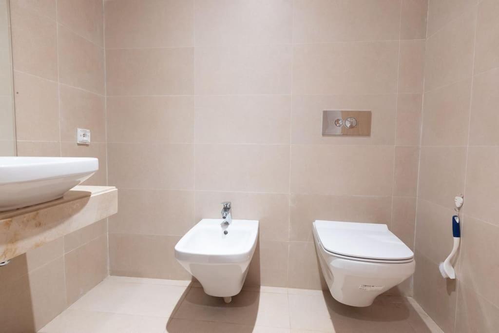 Spacious Waterfront 3br Flat In Marina Sale * Rabat
