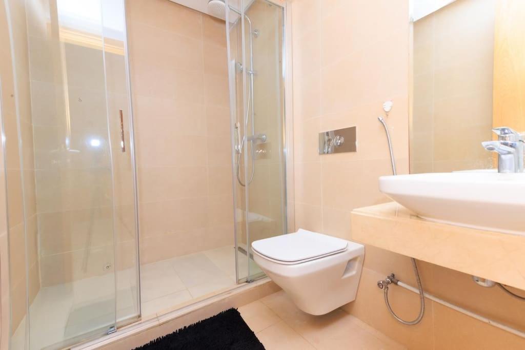 Spacious Waterfront 3br Flat In Marina Sale * Rabat