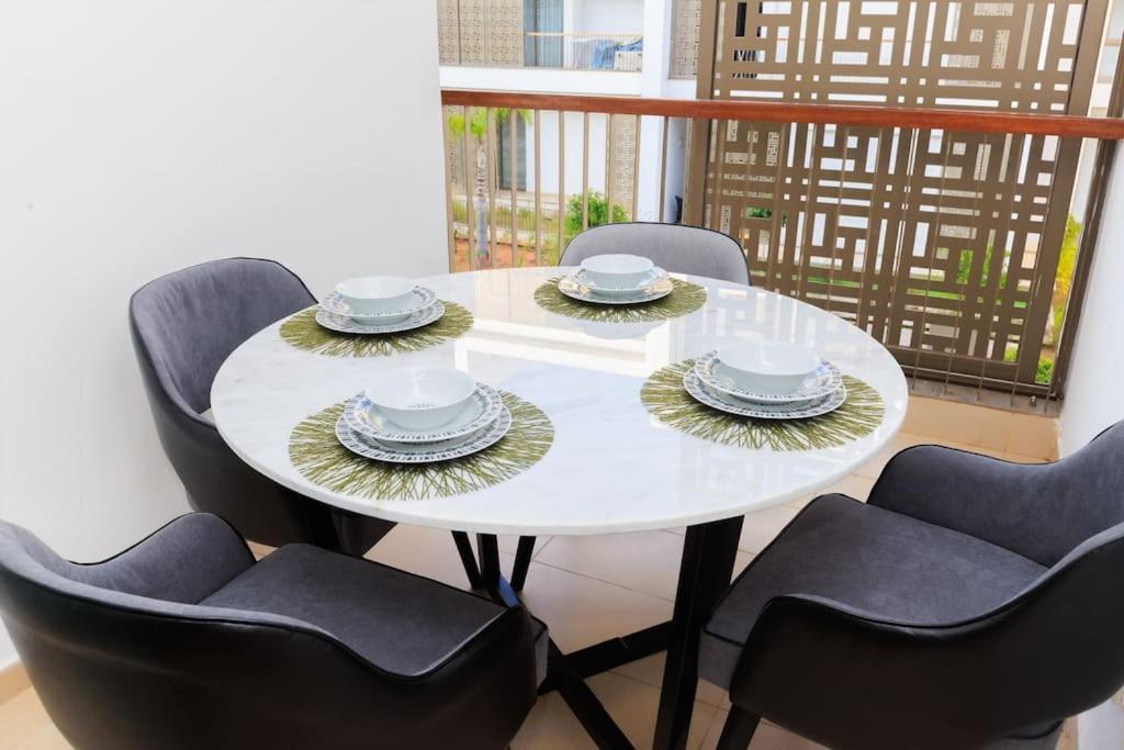 Apartment Spacious Waterfront 3br Flat In Marina Sale *
